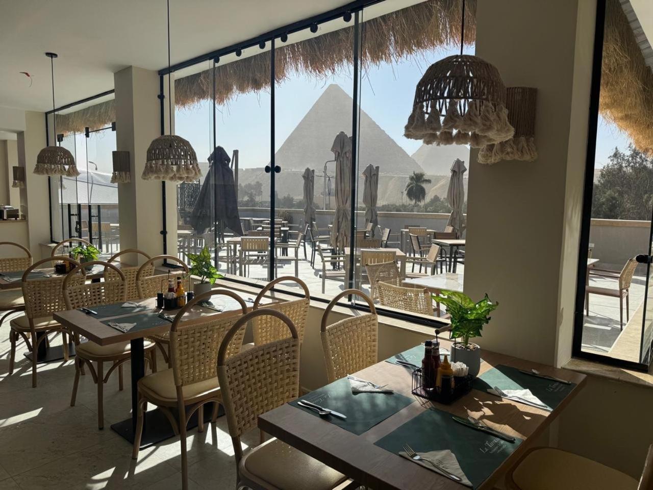 Kafret el-Gabal La Boutique Hotel - Vue Des Pyramides מראה חיצוני תמונה