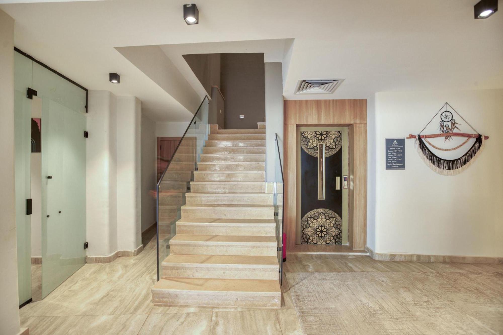 Kafret el-Gabal La Boutique Hotel - Vue Des Pyramides מראה חיצוני תמונה