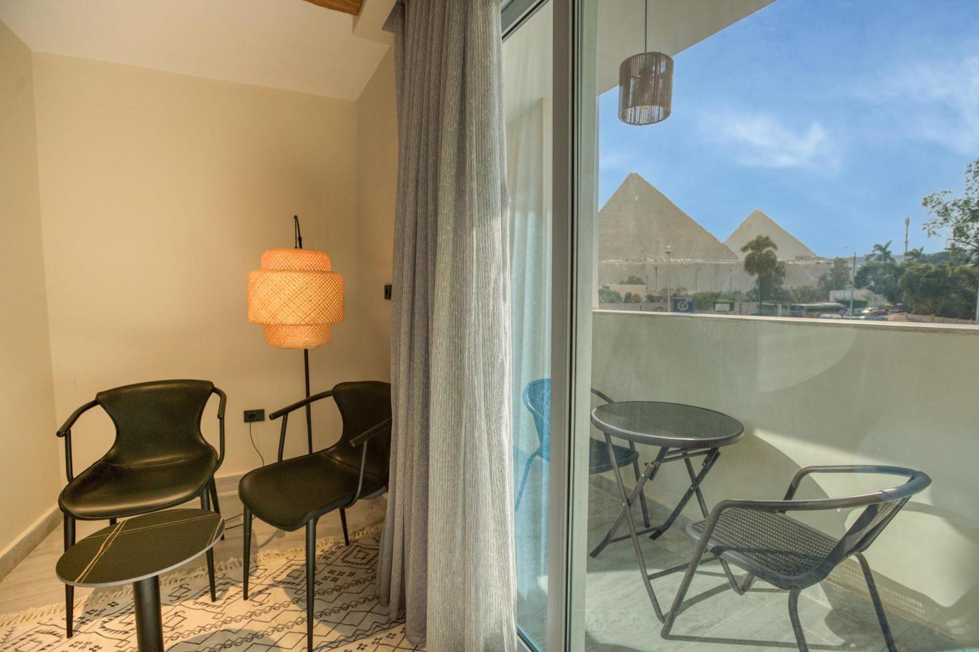 Kafret el-Gabal La Boutique Hotel - Vue Des Pyramides מראה חיצוני תמונה