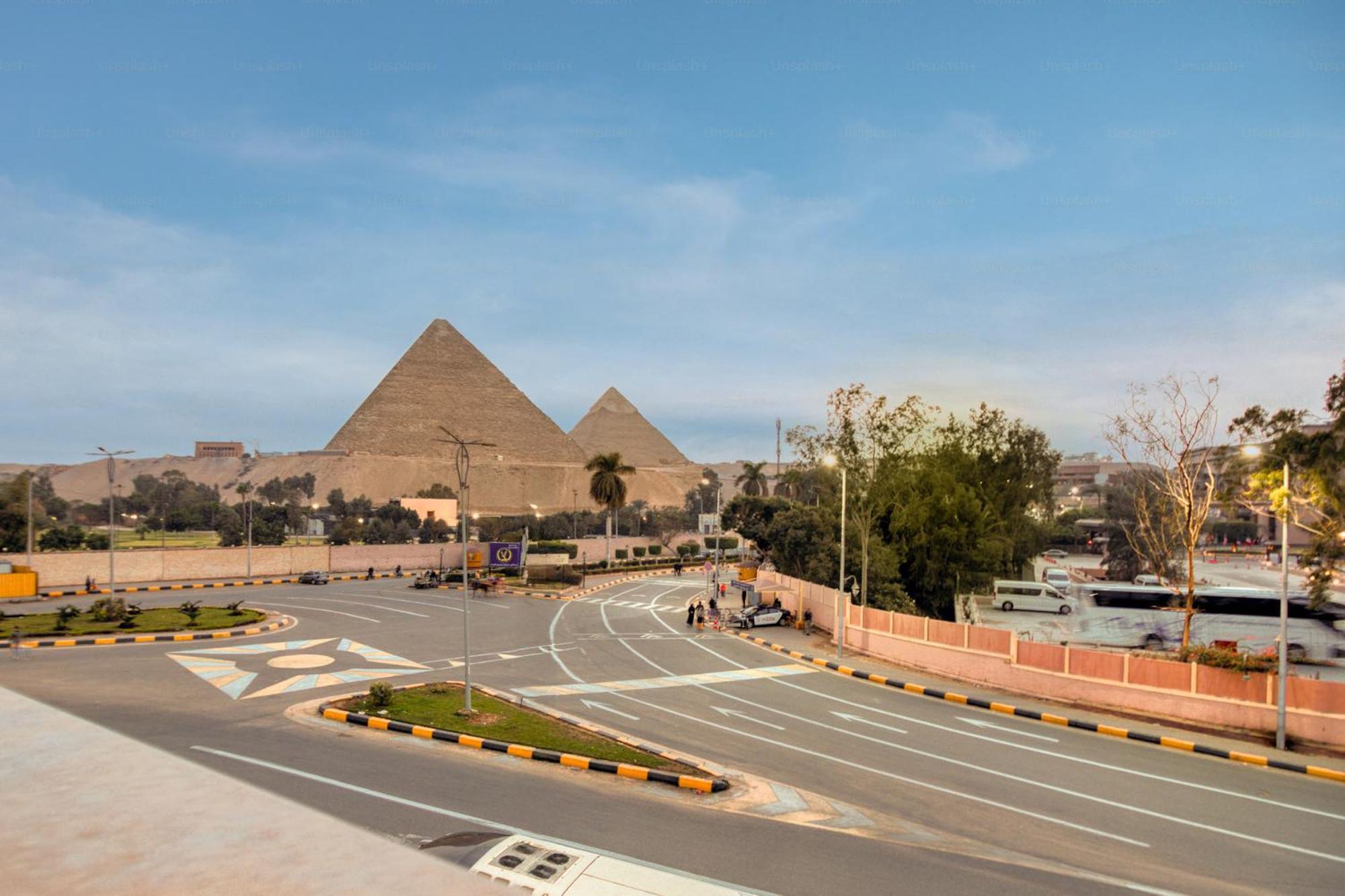 Kafret el-Gabal La Boutique Hotel - Vue Des Pyramides מראה חיצוני תמונה