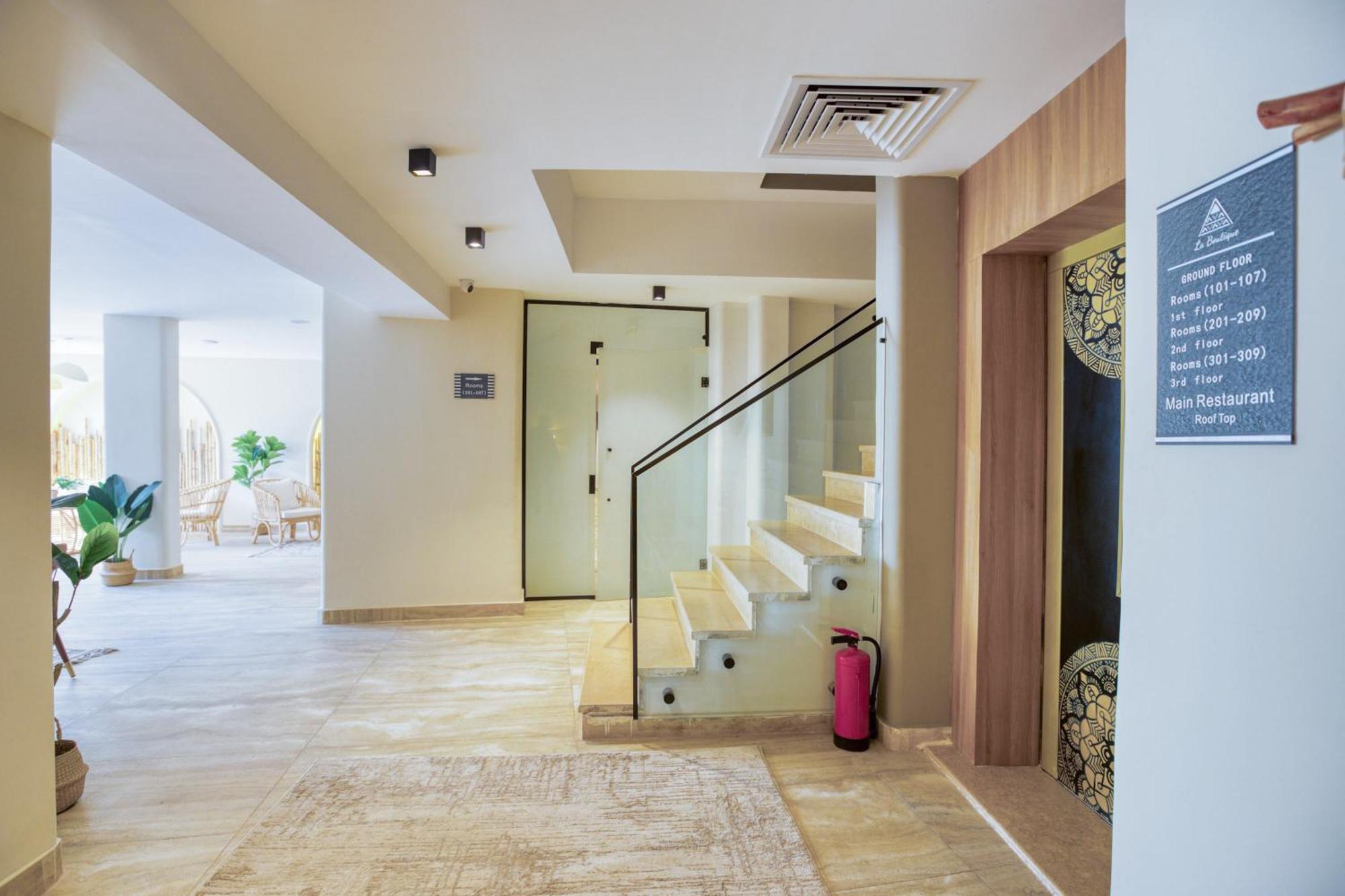 Kafret el-Gabal La Boutique Hotel - Vue Des Pyramides מראה חיצוני תמונה