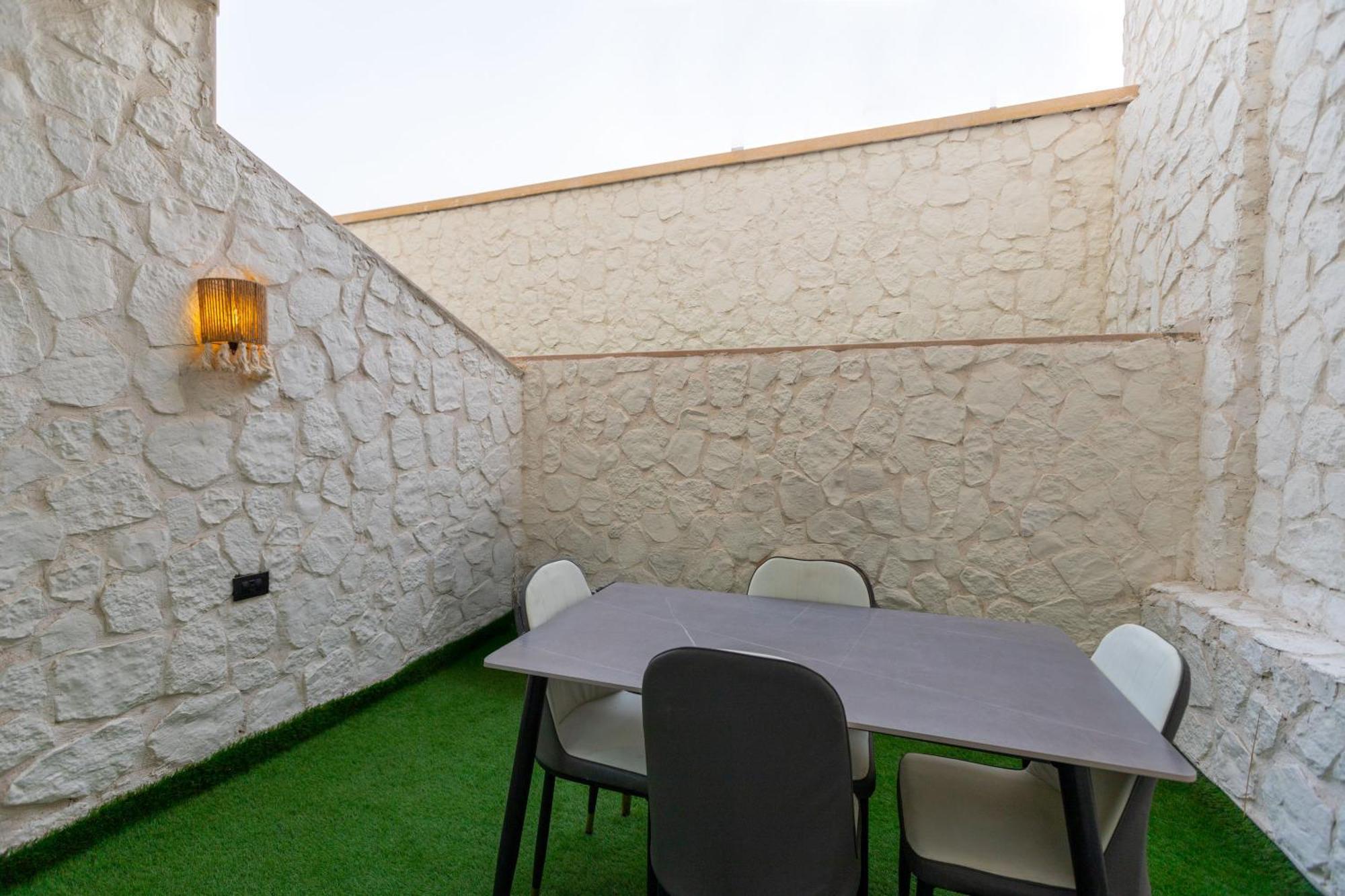 Kafret el-Gabal La Boutique Hotel - Vue Des Pyramides מראה חיצוני תמונה