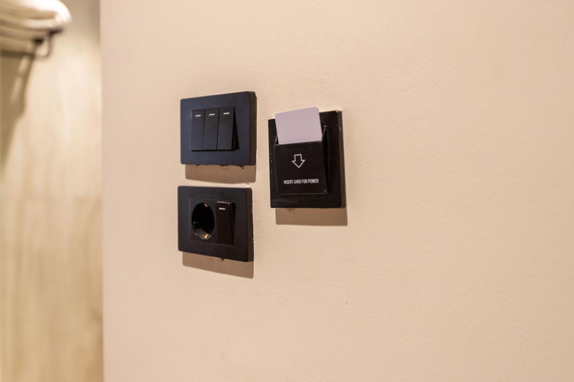 Kafret el-Gabal La Boutique Hotel - Vue Des Pyramides מראה חיצוני תמונה